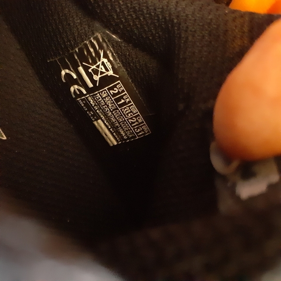 SKETCHERS Energy Light Rechargeable Sneakers - Picture 6 of 8